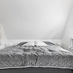 3 Bedroom Stunning In Ferienhaus *
