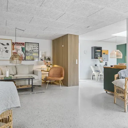 3 Bedroom Stunning In Ferienhaus *